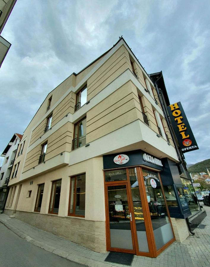 Hotel Oferta 프리즈렌 외부 사진