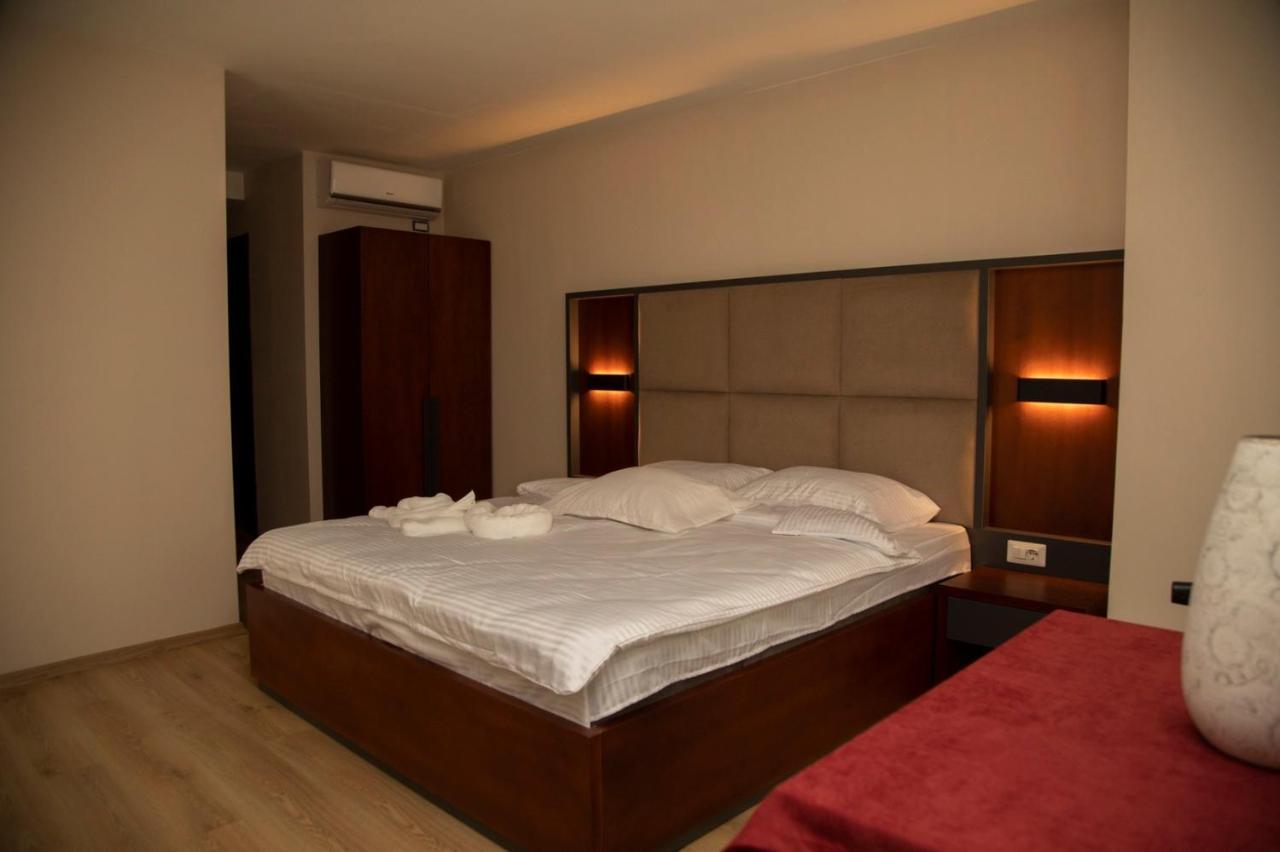 Hotel Oferta 프리즈렌 외부 사진