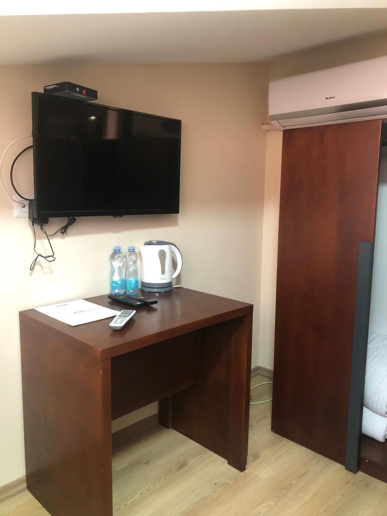Hotel Oferta 프리즈렌 외부 사진